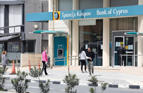 Bank of Cyprus закрывает счета россиянам