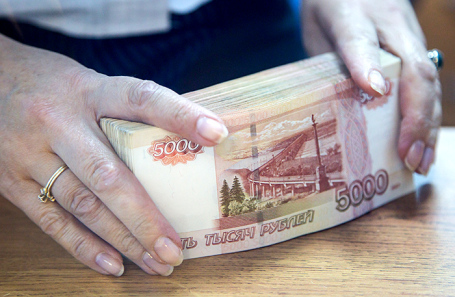 С какой целью лимит бесплатных переводов самому себе увеличат со 100 тысяч до 30 млн рублей?