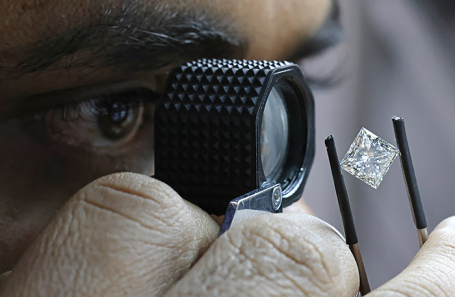 Эксперты из Бельгии и G7 обсудят санкции против российских алмазов и бриллиантов в Индии