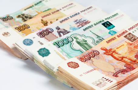 Брокеры начали рублевые выплаты по заблокированным иностранным ценным бумагам россиян
